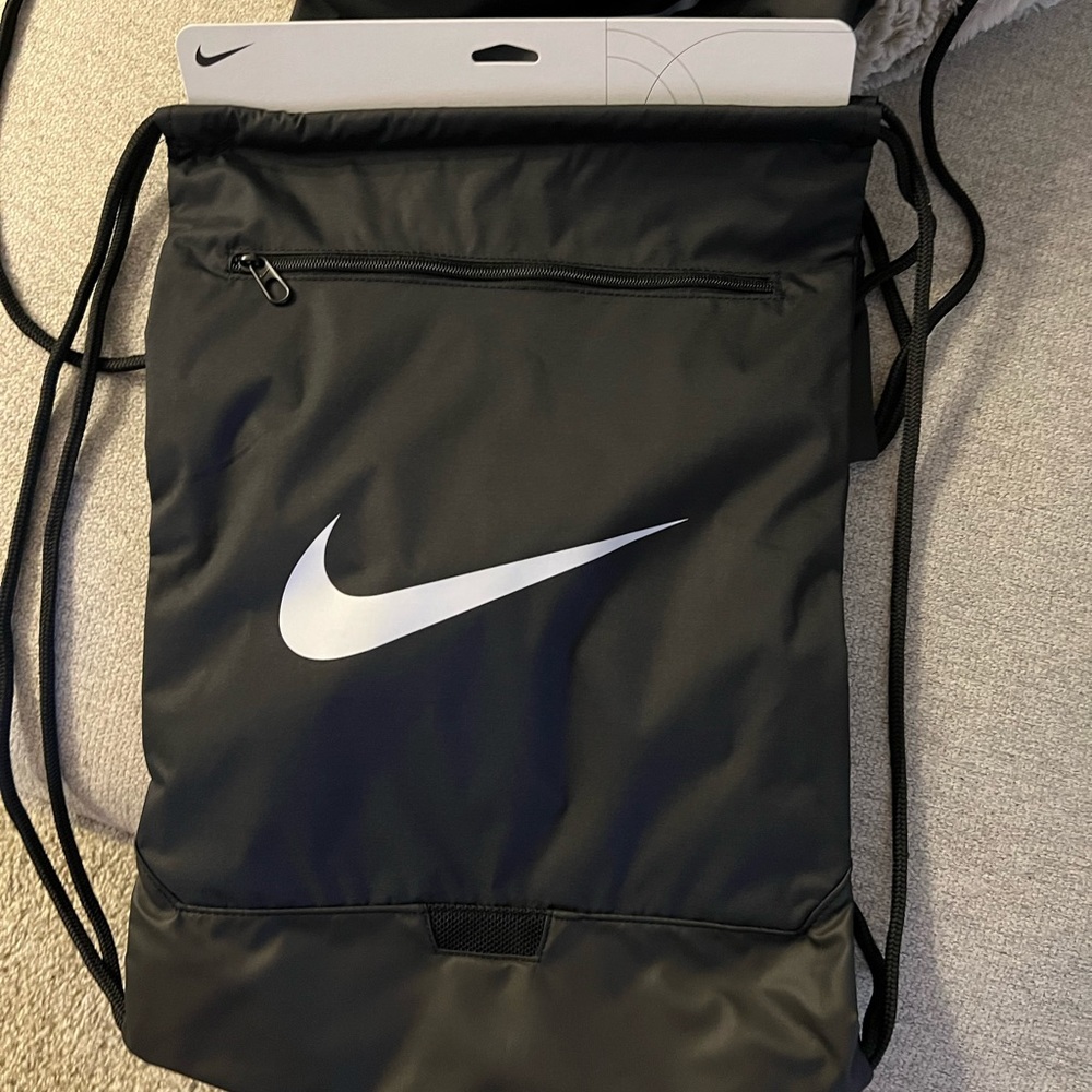 New with tags Nike drawstring bag heavy duty